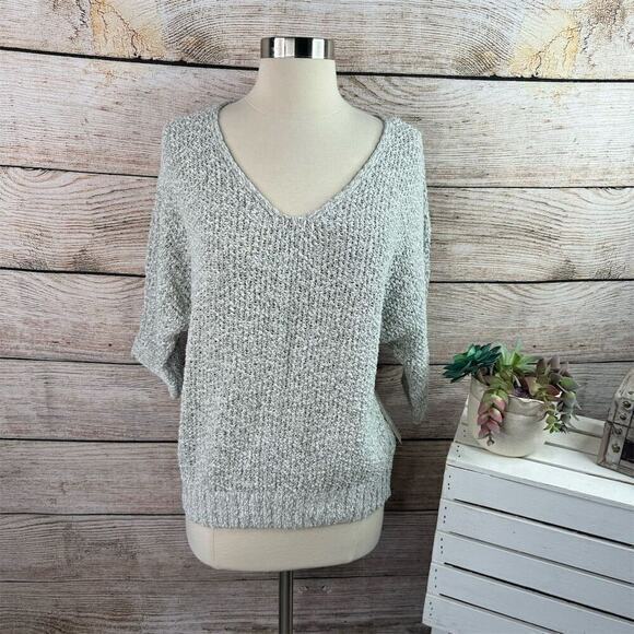 Chico's Women's Pullover Sweater Size 2 Medium Sage Leaf Green V-Neck 3/4 Sleeve - Picture 1 of 8
